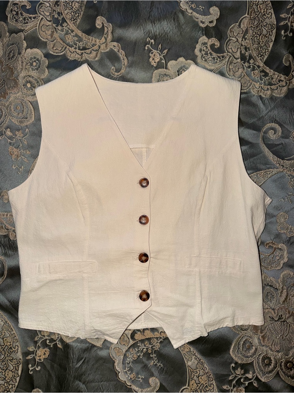 Cream Wide-Leg Pants with Button-Front Vest - Picture 6 of 13